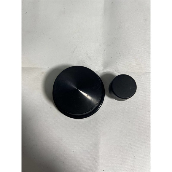 Yamaha HTR-5840 AV Receiver Volume & Input Knobs - Picture 2 of 3